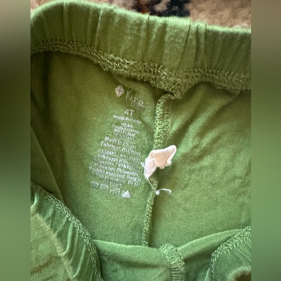 Kyte Baby toddler shorts pajamas in Palm - Picture 3 of 5